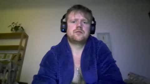 ciasnsyrize1996 online show from March 18, 12:14 am