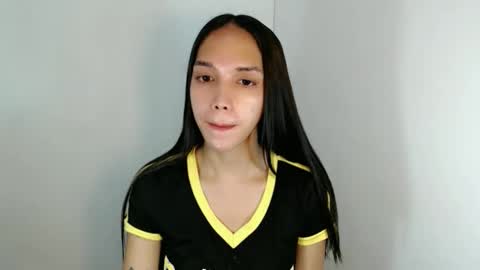Snapshot of cici_02 chatting on May 20, 3:29 pm call me Cici online show from May 20, 3:29 pm