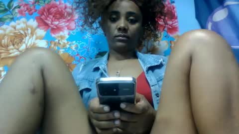 ciciezah online show from June 4, 7:09 pm