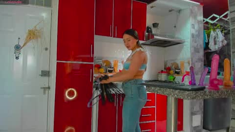 Ciindy Lovers online show from June 4, 5:30 pm
