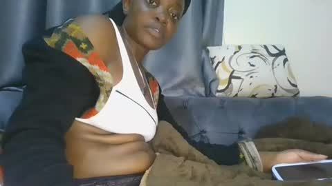 cilia petite online show from April 14, 1:11 am