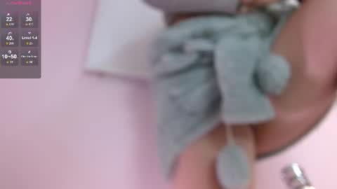 Snapshot of cina_moon chatting on June 10, 12:26 pm Cinamoon online show from June 10, 12:26 pm