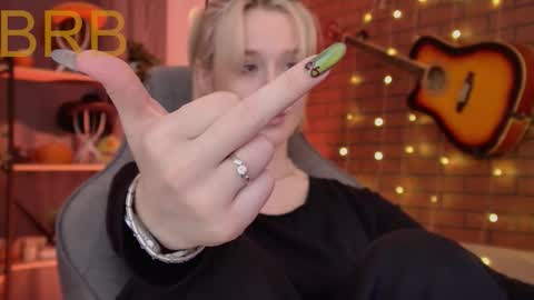 Cin Bellamy online show from January 9, 5:54 am