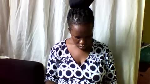 Snapshot of cinddy_14 chatting on June 7, 6:28 am cinddy 14 online show from June 7, 6:28 am