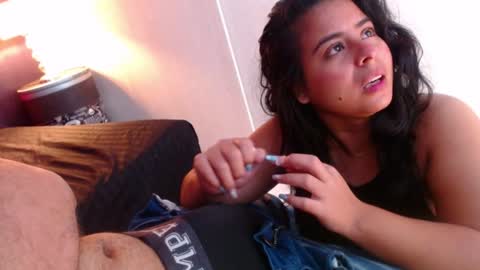 CindyandCarlo online show from December 27, 4:43 pm