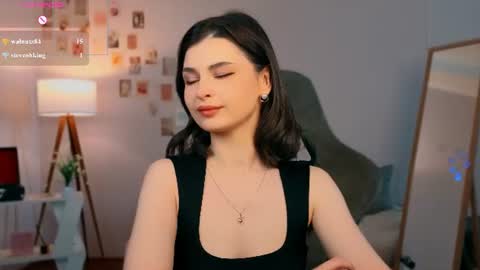 Snapshot of cindyclub_ chatting on June 12, 4:11 am Rebbeka online show from June 12, 4:11 am