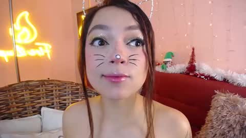 cinnamon_bite online show from January 7, 1:02 pm