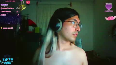 Snapshot of cinnamondany chatting on March 3, 7:14 am Dany online show from March 3, 7:14 am