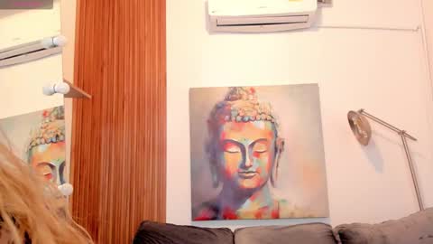 Cintia online show from November 22, 12:15 pm