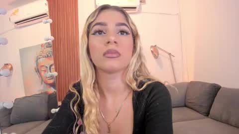 Cintia online show from December 18, 10:54 am