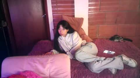 Snapshot of cintya_torres_1 chatting on February 21, 3:51 am cintya torres online show from February 21, 3:51 am