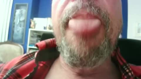 Snapshot of circus_bear chatting on February 20, 4:29 pm Circus Bear online show from February 20, 4:29 pm