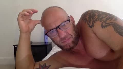 . online show from October 7, 10:18 pm