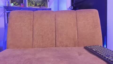 cj_davis1 online show from November 11, 2:39 pm