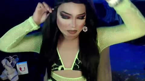 QUEEN CESS online show from November 12, 12:16 pm