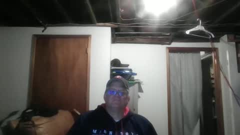 Snapshot of cjohns3501 chatting on April 16, 3:51 am cjohns3501 online show from April 16, 3:51 am