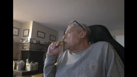 Snapshot of cjscout chatting on January 13, 6:38 am cjscout online show from January 13, 6:38 am