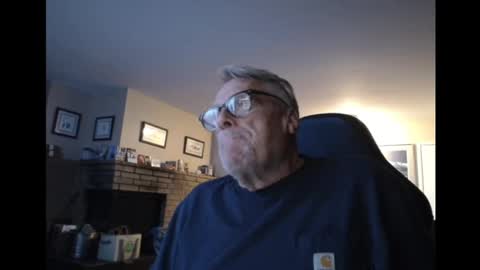 Snapshot of cjscout chatting on January 15, 8:41 am cjscout online show from January 15, 8:41 am