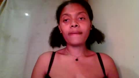 Snapshot of ckamilla45 chatting on September 9, 6:18 pm ckamilla45 online show from September 9, 6:18 pm