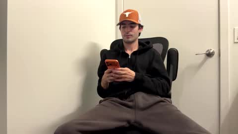 Snapshot of ckeefer96 chatting on April 20, 10:33 pm ckeefer96 online show from April 20, 10:33 pm