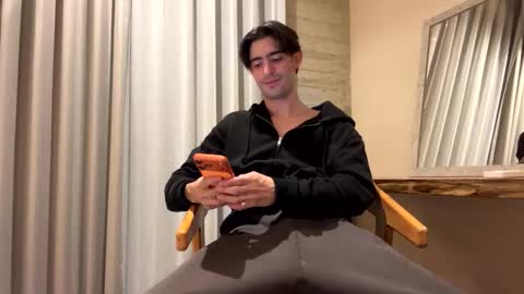 Snapshot of ckeefer96 chatting on May 7, 12:38 am ckeefer96 online show from May 7, 12:38 am