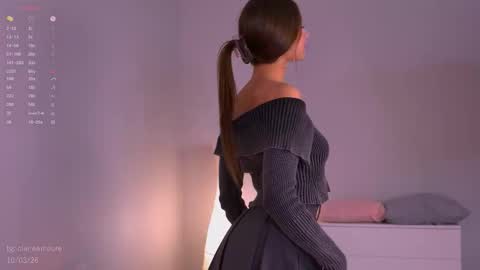 Claire online show from March 9, 7:07 pm