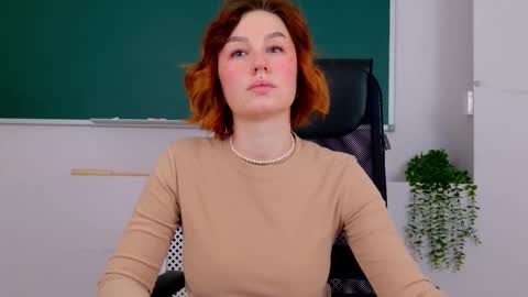 Claire online show from February 22, 2:37 pm