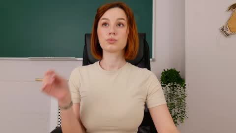 Claire online show from April 3, 2:26 pm