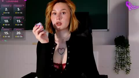 Snapshot of clairemathis chatting on May 11, 3:07 pm Claire online show from May 11, 3:07 pm