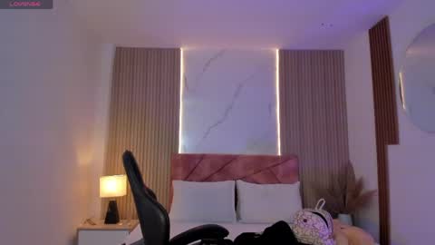 clairemillerx online show from June 6, 11:59 am