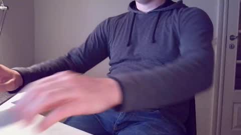 clamshive7 online show from January 18, 4:16 am