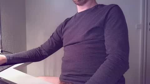 clamshive7 online show from April 2, 2:26 pm