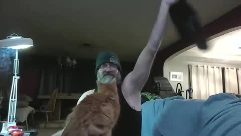 Snapshot of clamsplitter420 chatting on February 5, 4:37 am Clamsplitter420 online show from February 5, 4:37 am