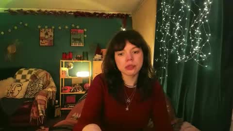 Snapshot of clancyosbourne chatting on February 8, 6:00 pm Clancy online show from February 8, 6:00 pm