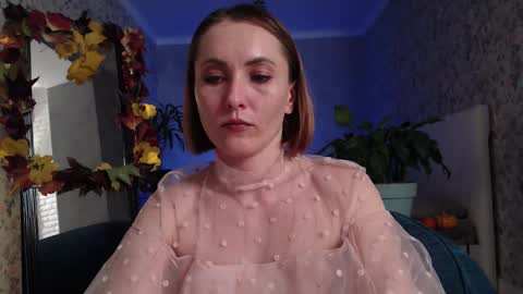 Snapshot of clara_bendover chatting on October 29, 6:31 pm Clara online show from October 29, 6:31 pm