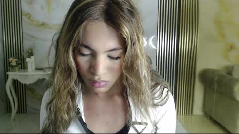 Snapshot of clara_evans_s chatting on September 10, 8:31 pm Clara online show from September 10, 8:31 pm