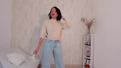 Snapshot of clara_tenssio chatting on January 9, 3:04 am Clara online show from January 9, 3:04 am