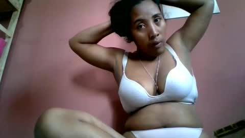 Clarah0123 online show from June 4, 8:53 am
