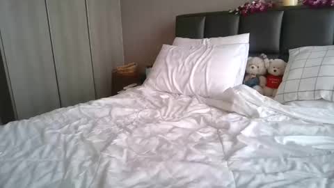 claralafontaine online show from February 23, 10:23 am