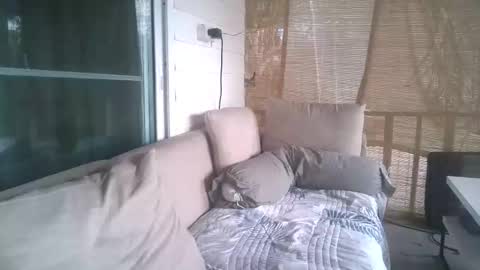 Snapshot of claralafontaine chatting on May 8, 11:32 pm claralafontaine online show from May 8, 11:32 pm