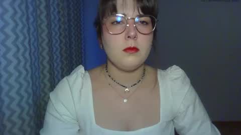 Snapshot of claralovely chatting on May 13, 6:05 pm Clara online show from May 13, 6:05 pm
