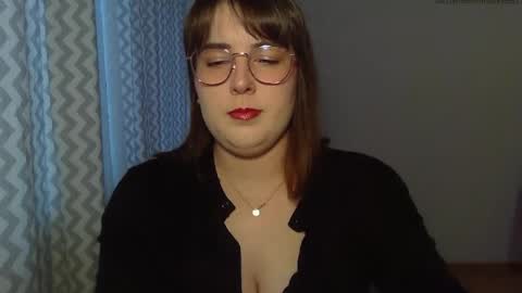 Snapshot of claralovely chatting on May 20, 5:41 pm Clara online show from May 20, 5:41 pm