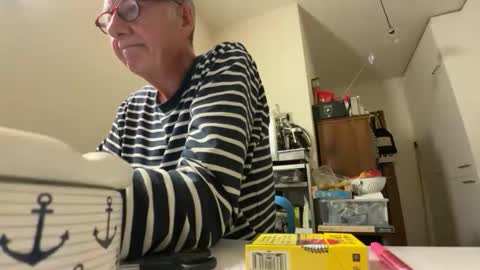 claramigger online show from March 23, 6:12 pm