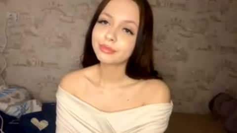 Alie online show from March 13, 6:31 am