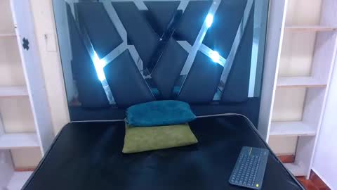 Snapshot of clarense_bill chatting on November 1, 1:02 pm Clarense online show from November 1, 1:02 pm