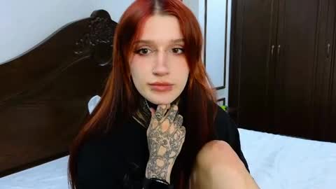 Sophie online show from May 3, 4:13 pm