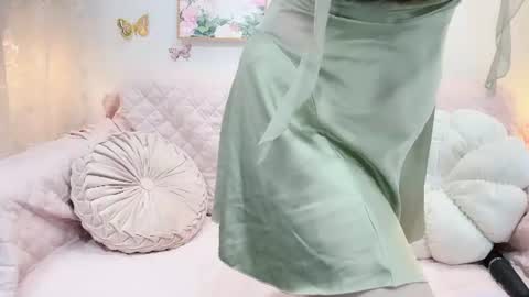 Snapshot of clari_yumi chatting on June 25, 1:49 am Clari online show from June 25, 1:49 am
