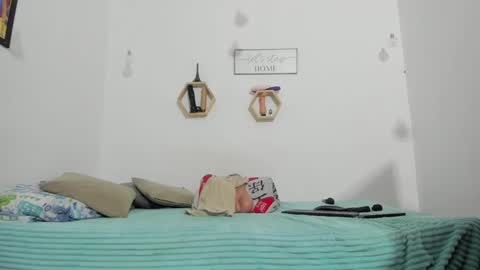 clarise_cooper online show from September 24, 8:06 am