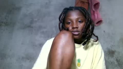 clarisse98 online show from March 30, 11:50 pm