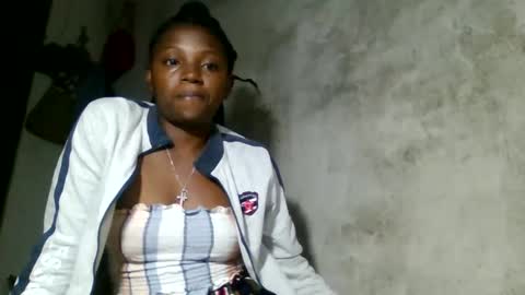 Snapshot of clarisse98 chatting on April 27, 3:48 am clarisse98 online show from April 27, 3:48 am